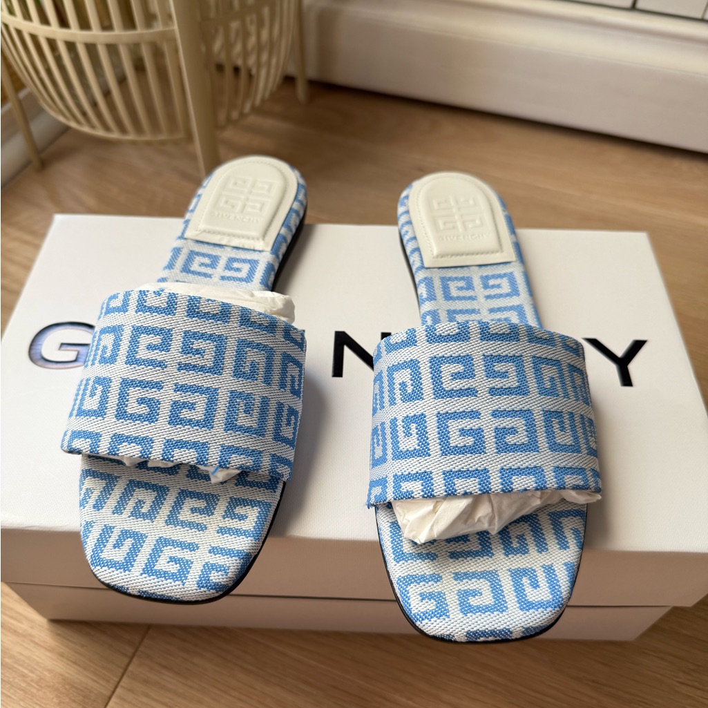 Givenchy 4g Sandals - Nwt